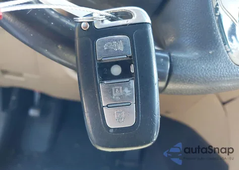 2013 Hyundai Sonata Limited 2.0T z USA, uszkodzony, nr VIN 5NPEC4AB9DH644481